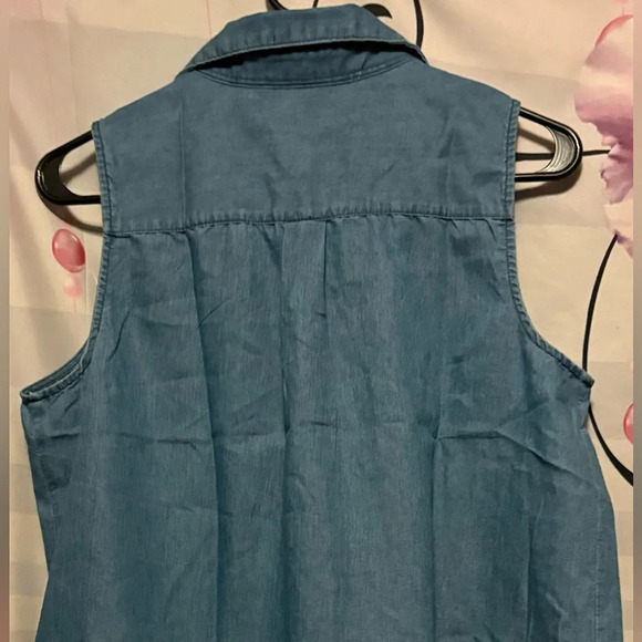 Women’s Formal Tank Top By Kim Roger’s button up size petite Medium - Picture 3 of 6